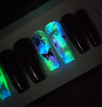 Fluttering Magic Press on Nail Set (Glow in the dark and thermal reactive)