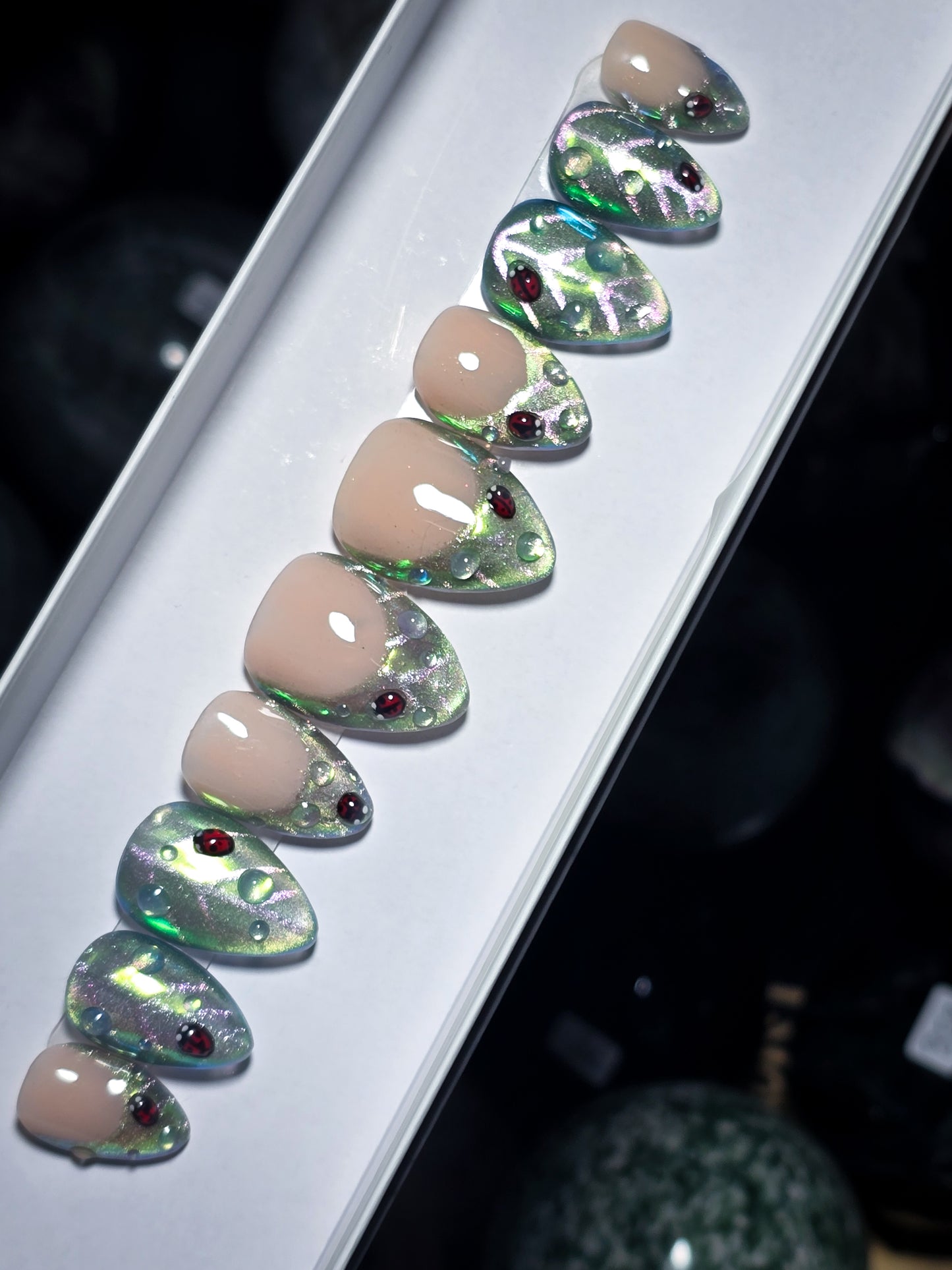 Raindrop Glow Press on Nail set