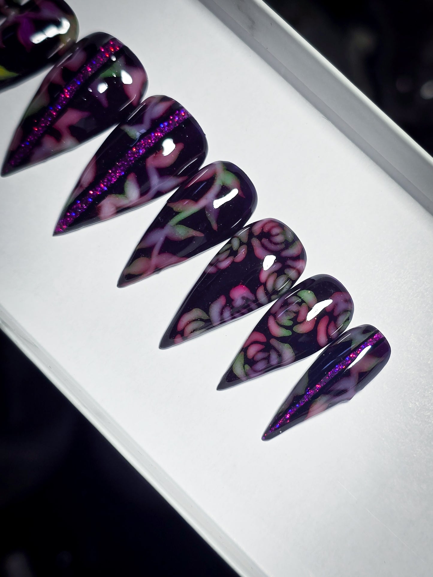 Electric Garden Press on Nail Set