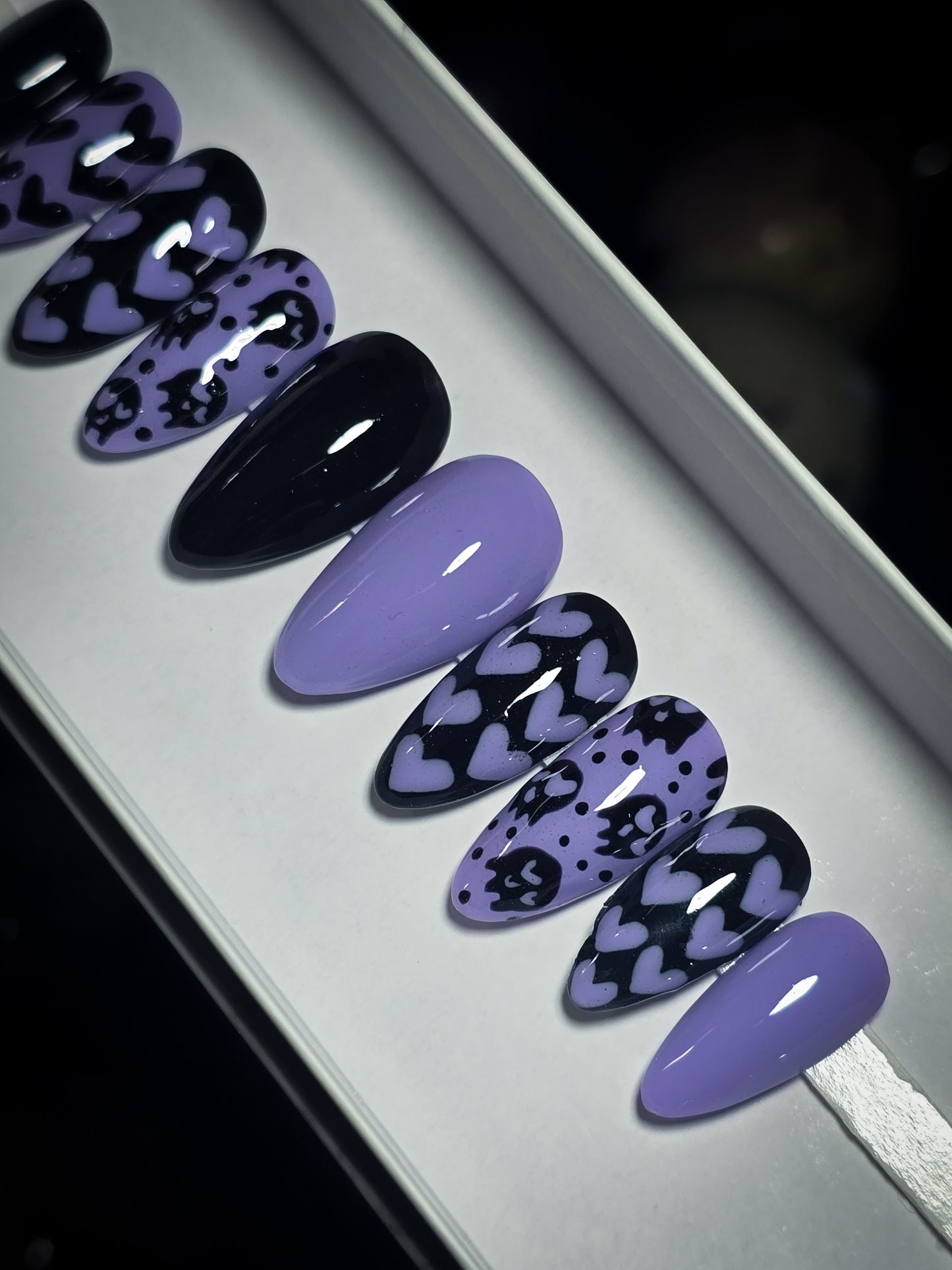 Purple Heart Skulls Press on Nail Set