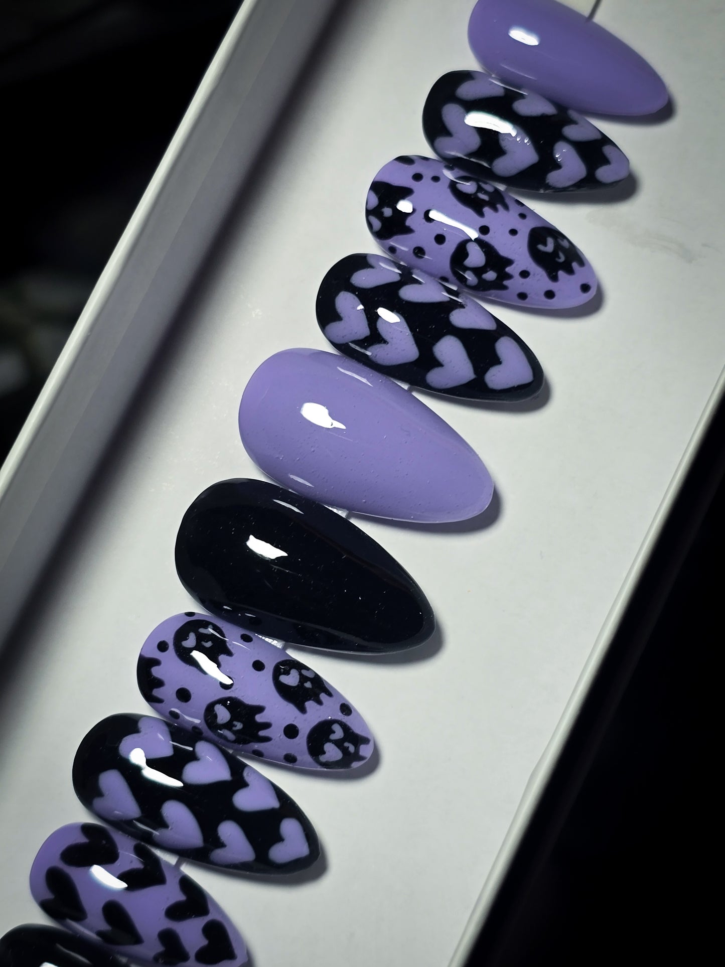 Purple Heart Skulls Press on Nail Set