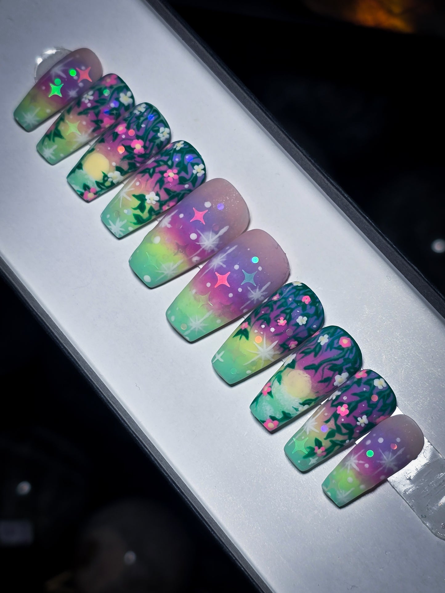 Aurora Garden Press on Nail Set (Glow in the dark and thermal Reactive)