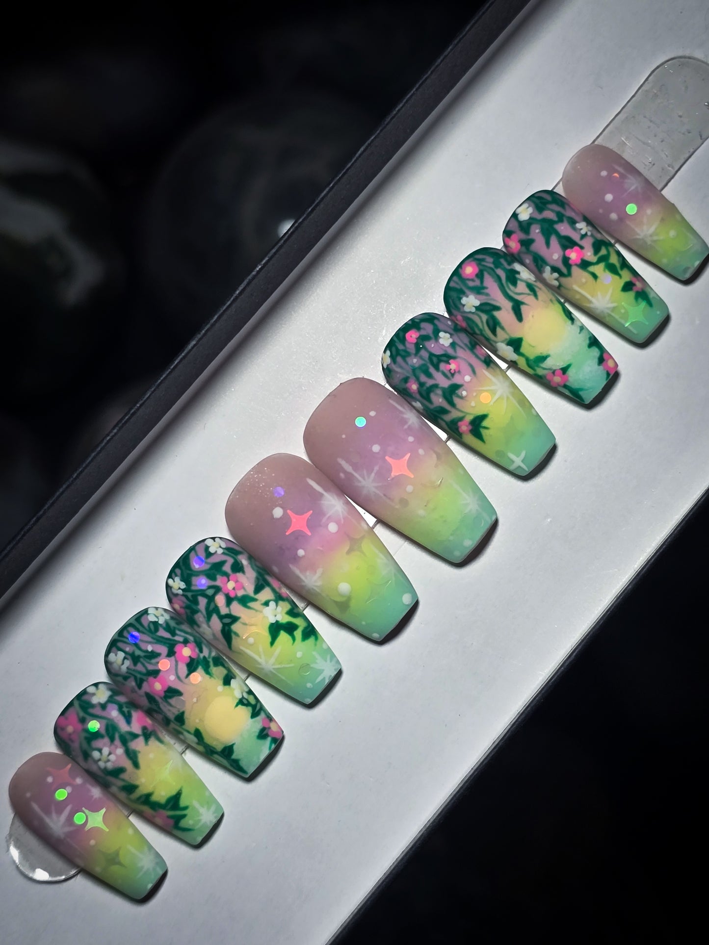 Aurora Garden Press on Nail Set (Glow in the dark and thermal Reactive)
