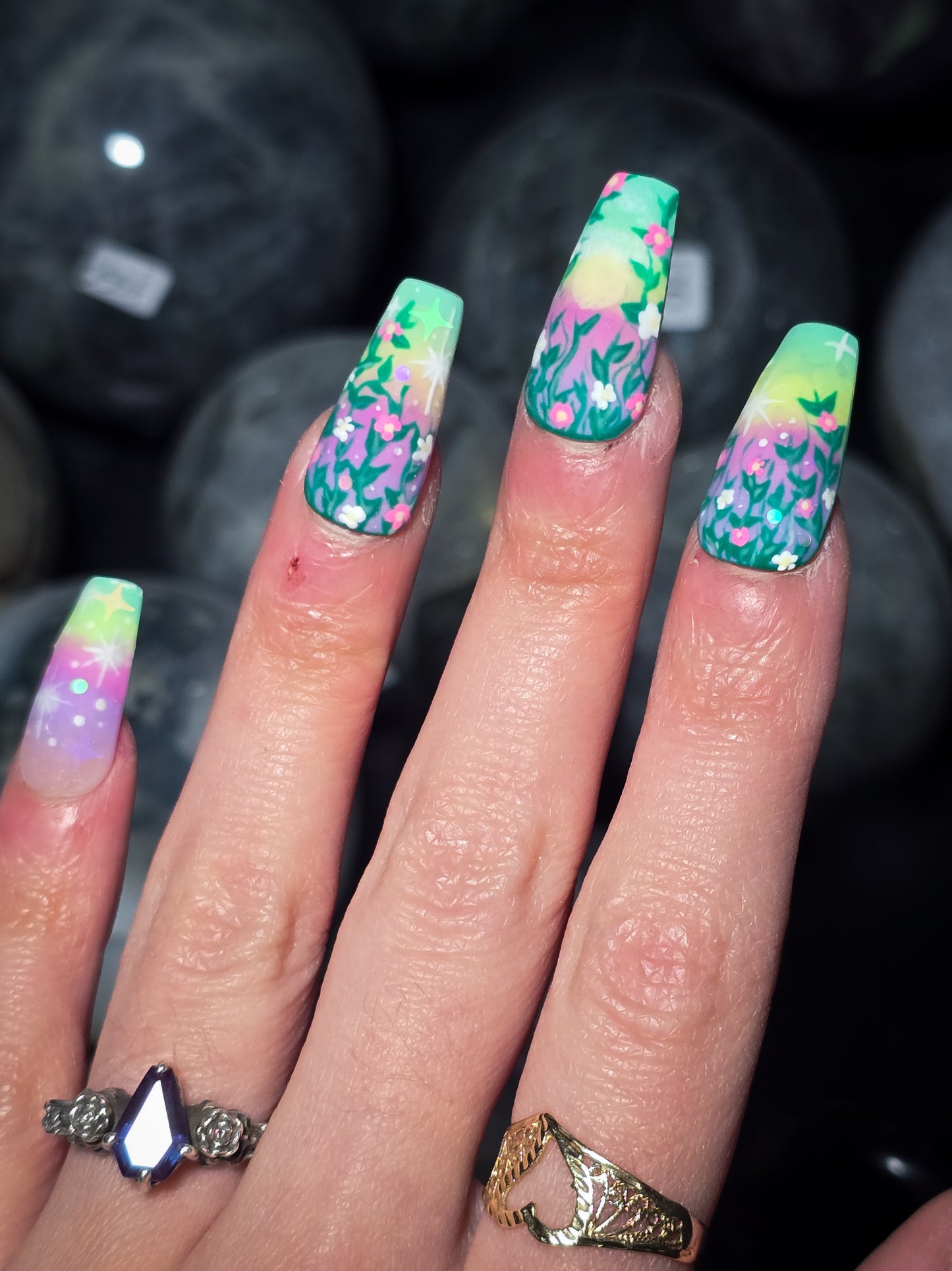 Aurora Garden Press on Nail Set (Glow in the dark and thermal Reactive)