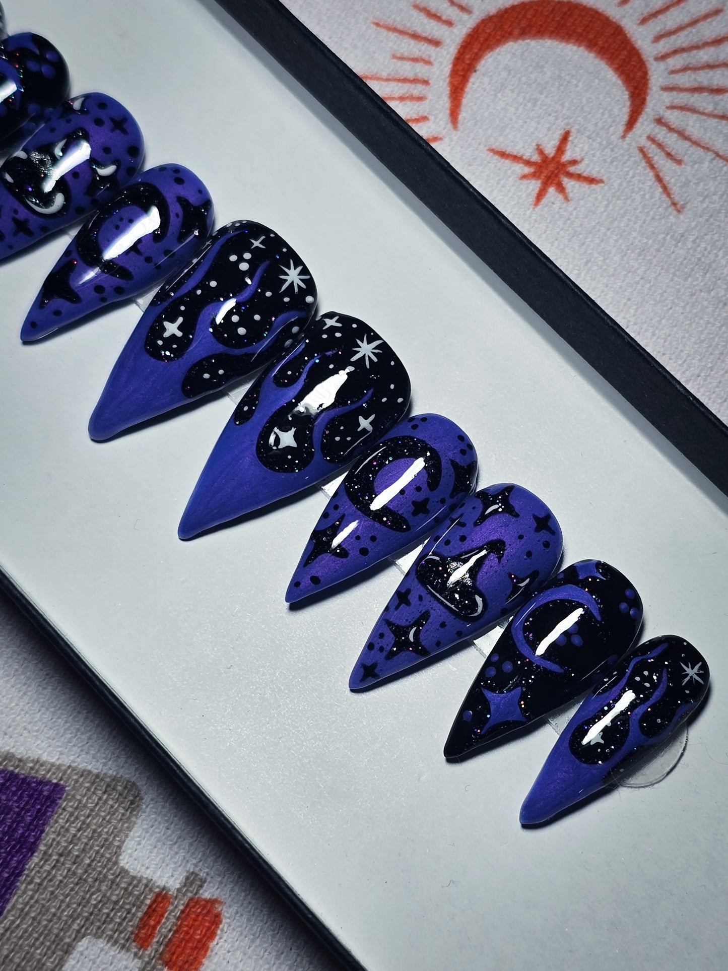 Celestial Shapeshifter (Thermal Reactive) Press on Nail Set