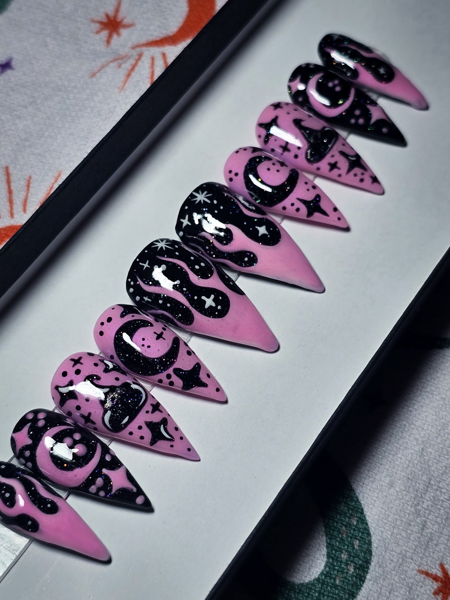 Celestial Shapeshifter (Thermal Reactive) Press on Nail Set