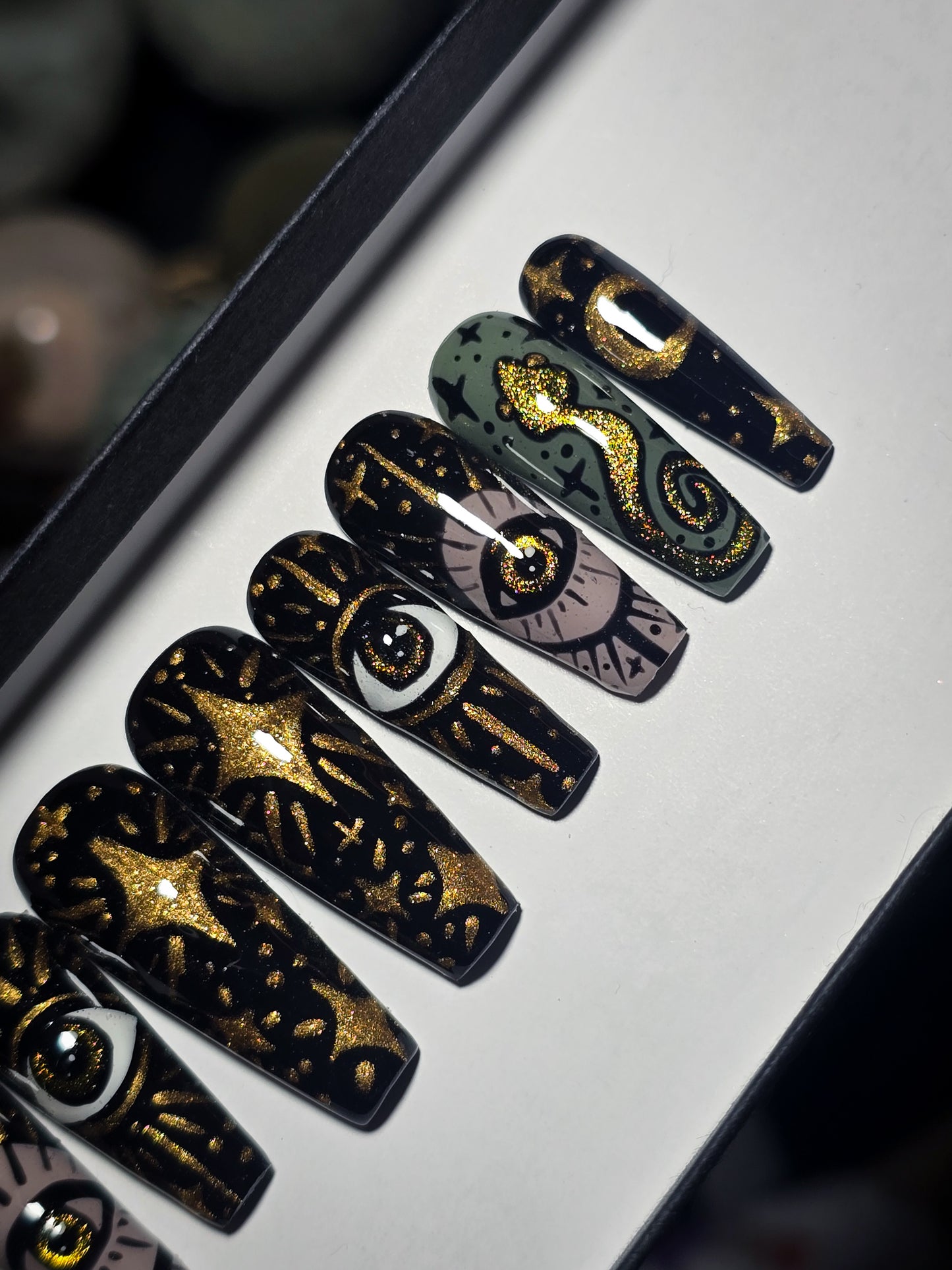 Serpents Fortune Press on Nail Set
