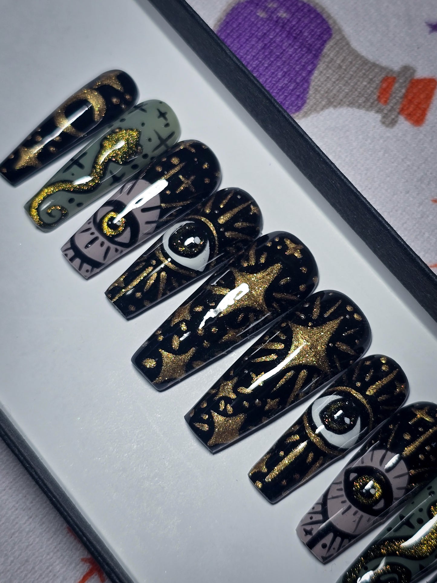 Serpents Fortune Press on Nail Set