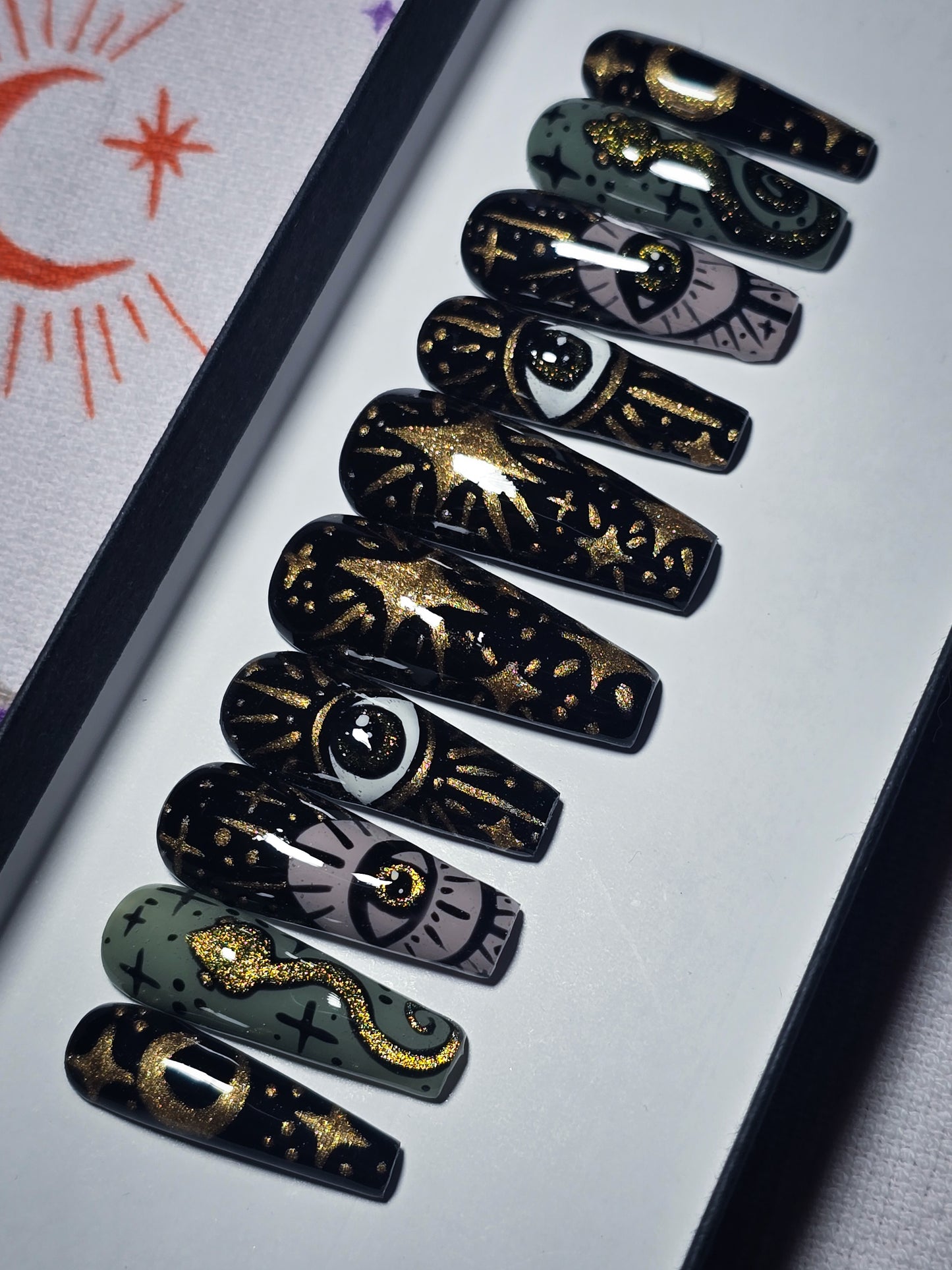 Serpents Fortune Press on Nail Set