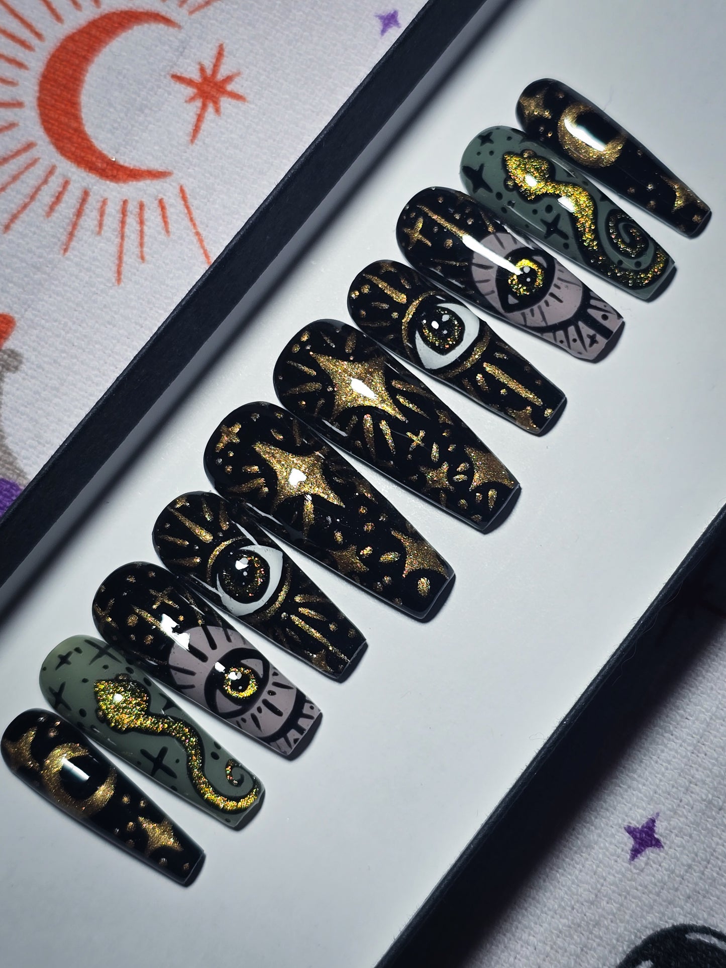 Serpents Fortune Press on Nail Set