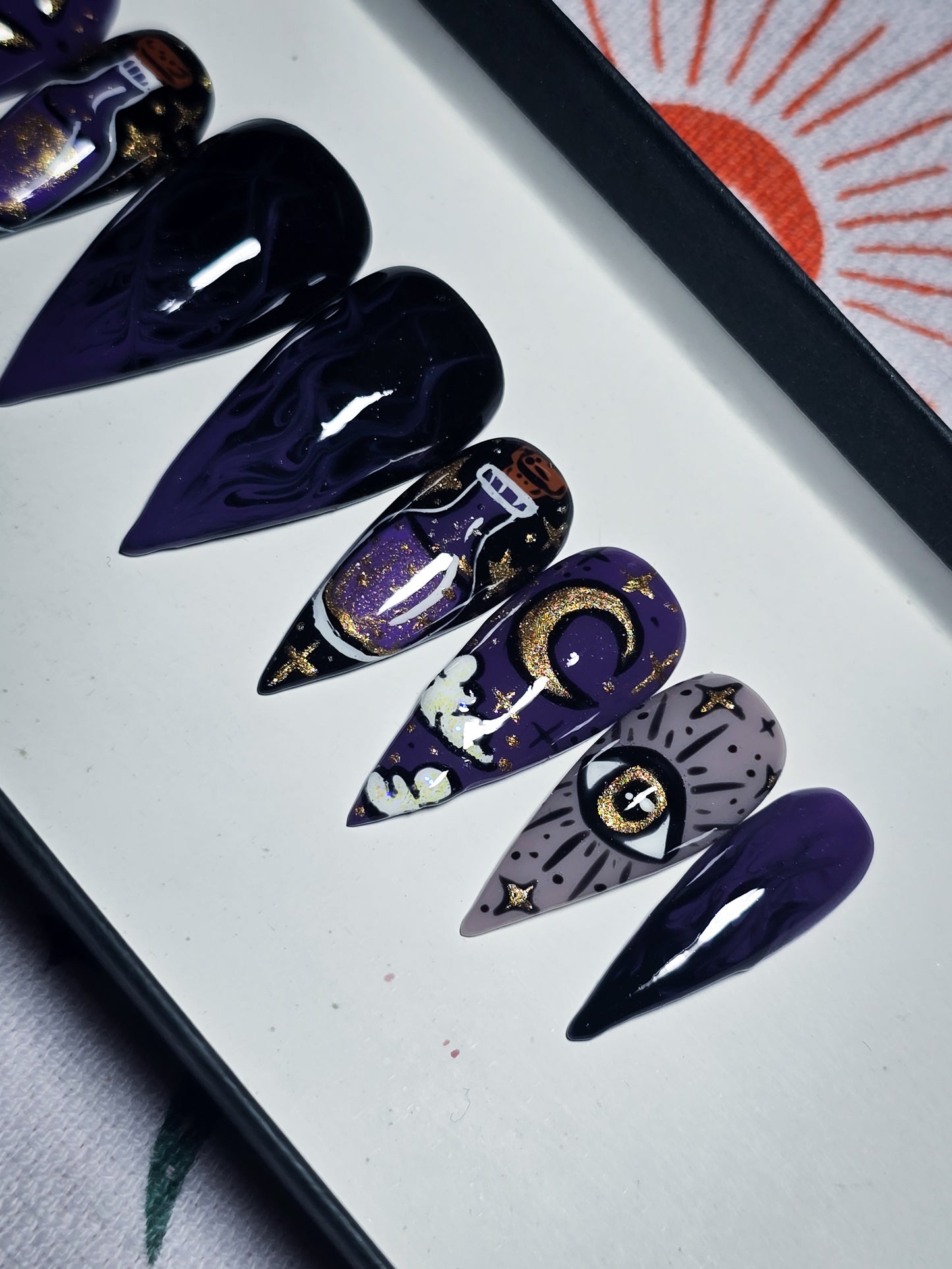 A Pinch of Moonlight press on Nail Set