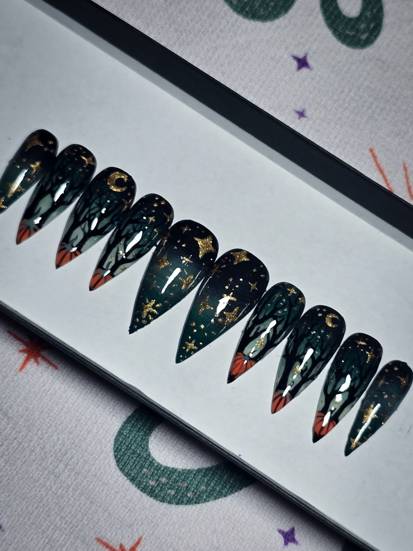 Starlit Hollow Press on Nail Set