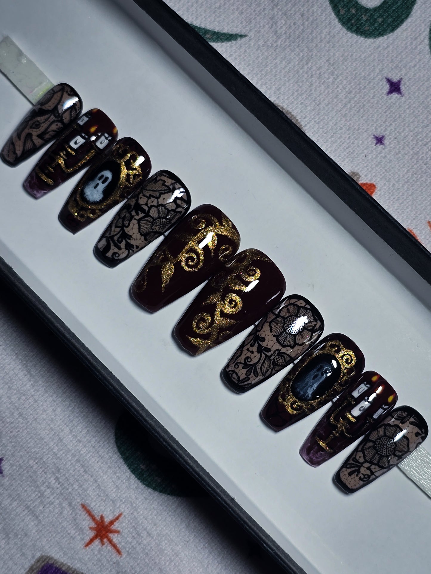 The Haunter Parlor Press on Nail Set