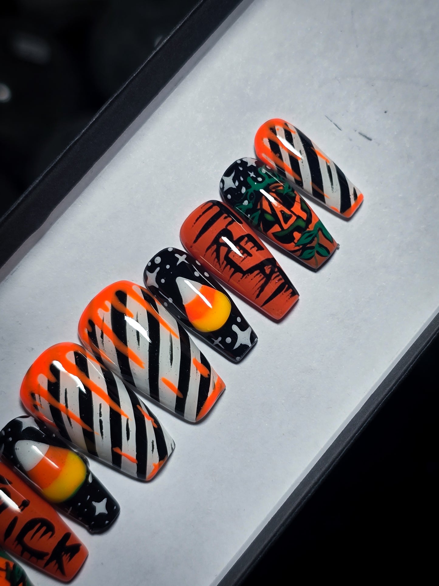 Halloween Harvest (Glow in the Dark) Press on Nail Set