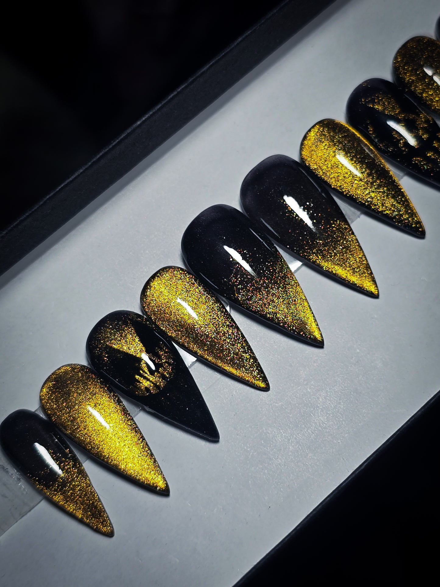 Gilded Ghoul Press on Nail Set