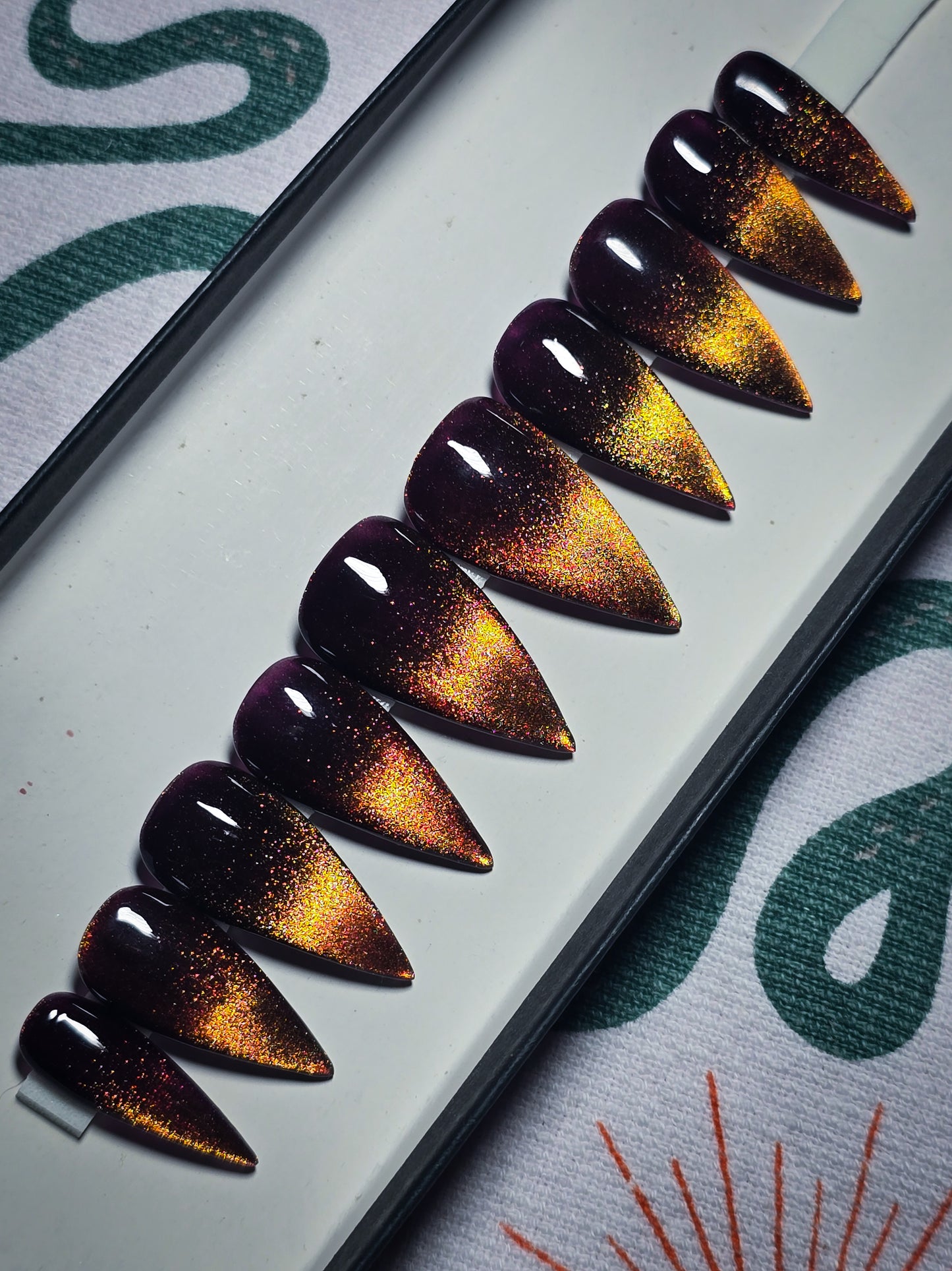 Midnight Ember Press on Nail Set