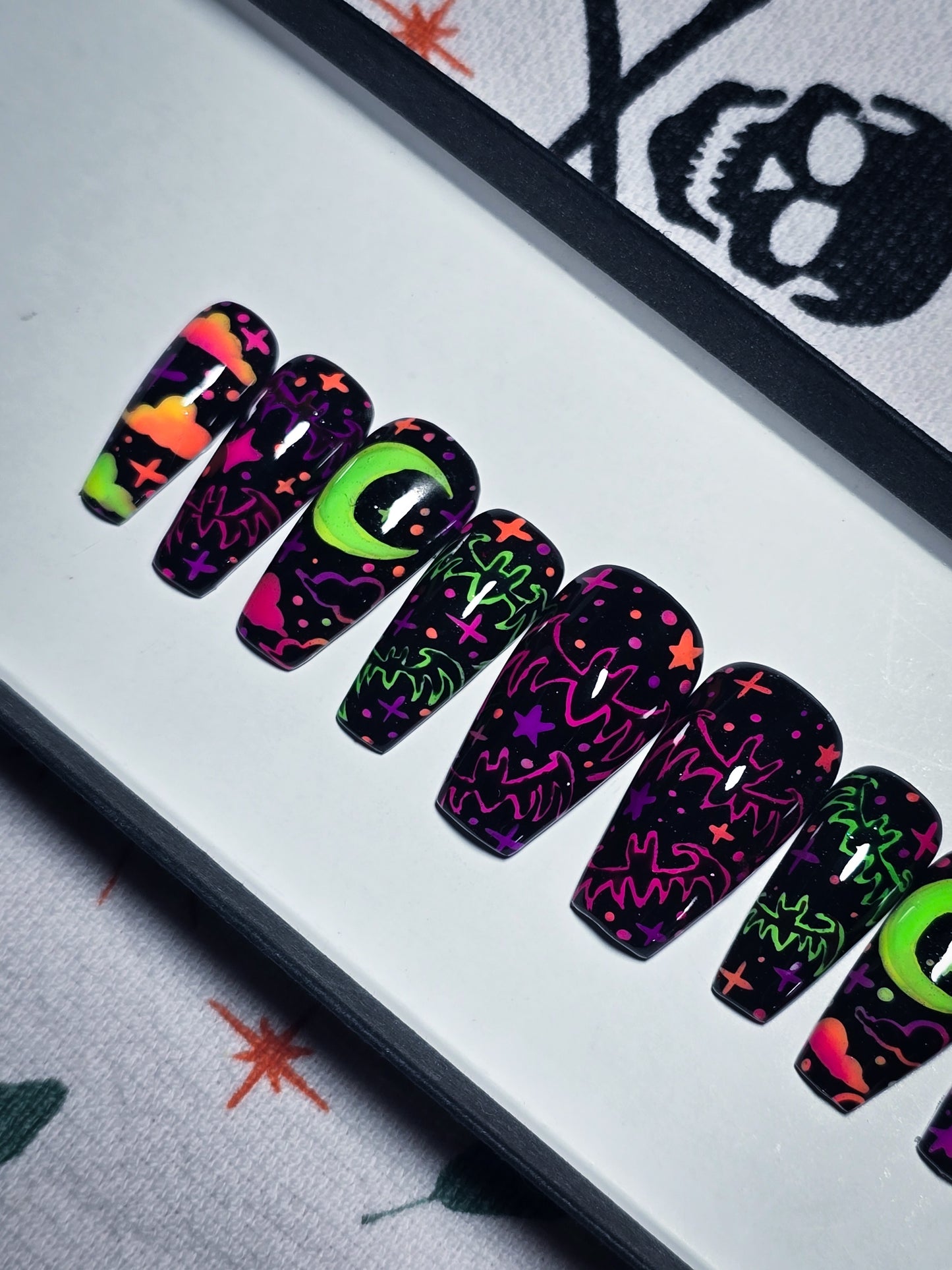 Lunar Bat Party Press on Nail set