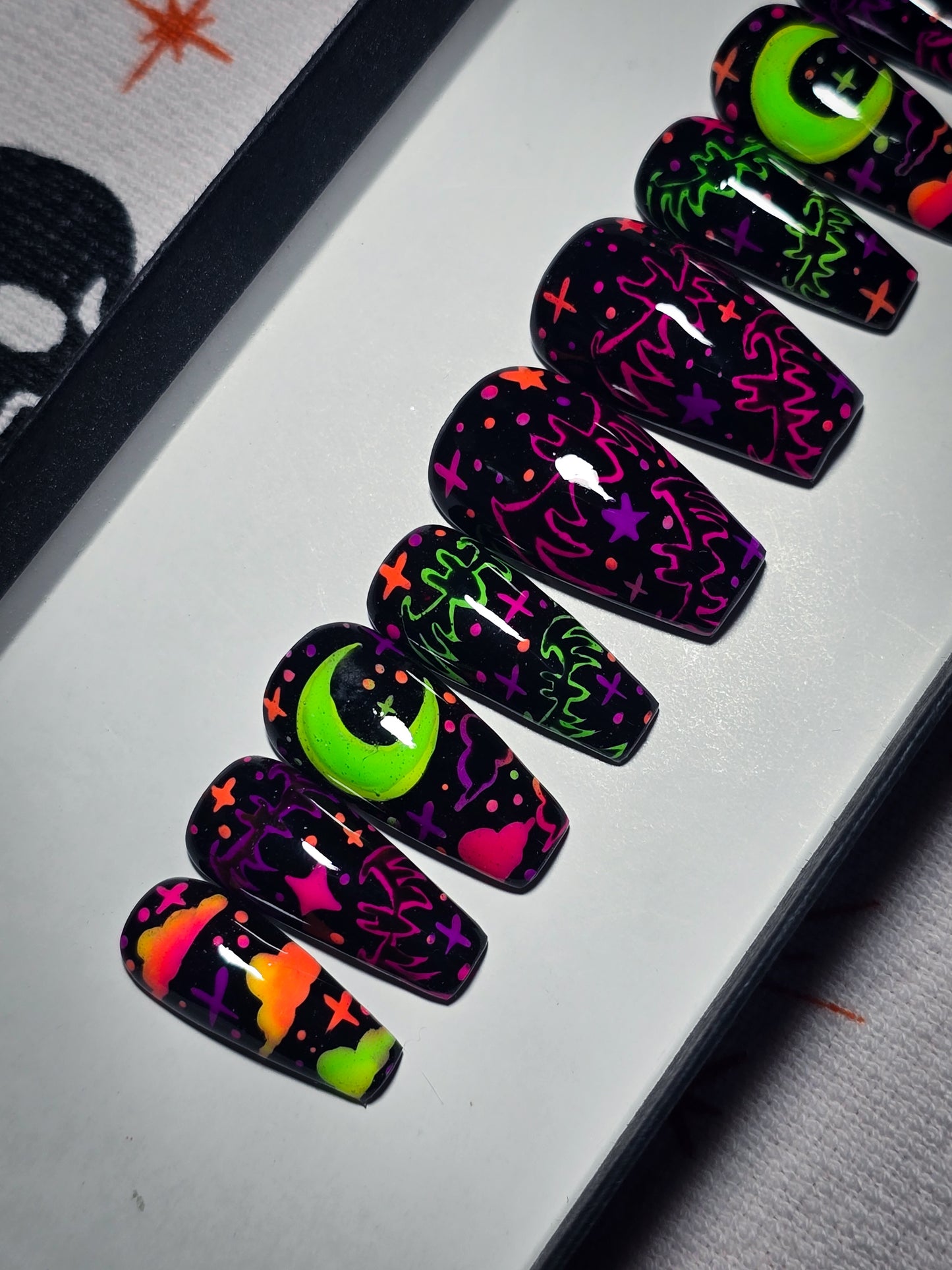 Lunar Bat Party Press on Nail set