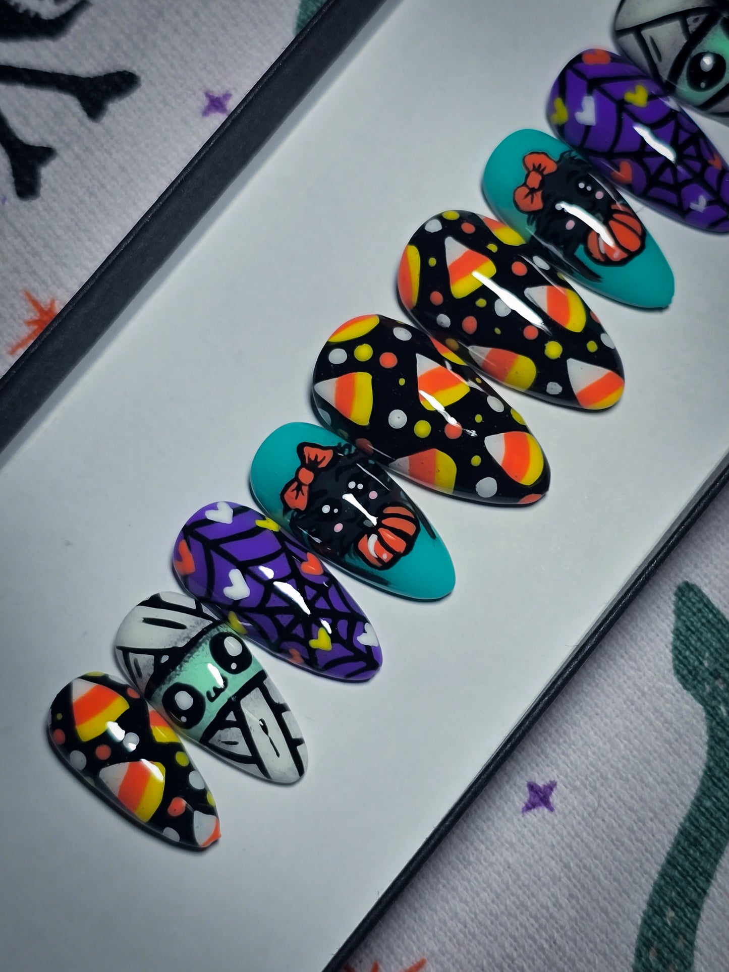 Candy Corn Cuties Press on Nail Set