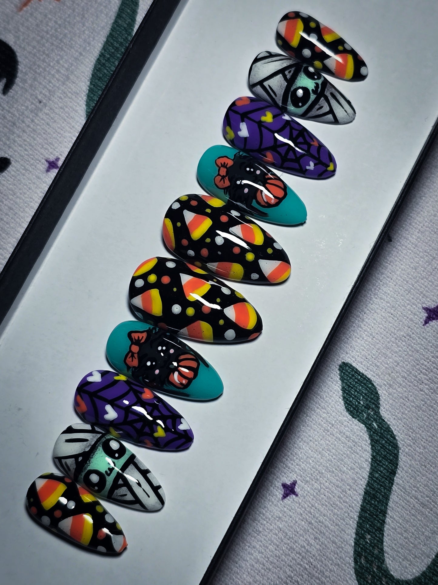Candy Corn Cuties Press on Nail Set