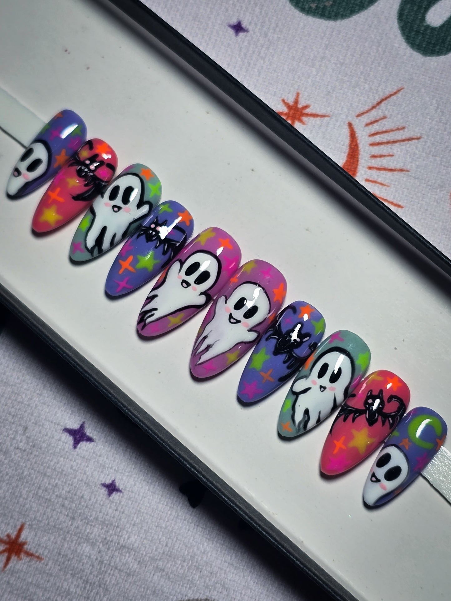 Mood Boos (Thermal Reactive & Glow in the Dark) Press on Nail Set