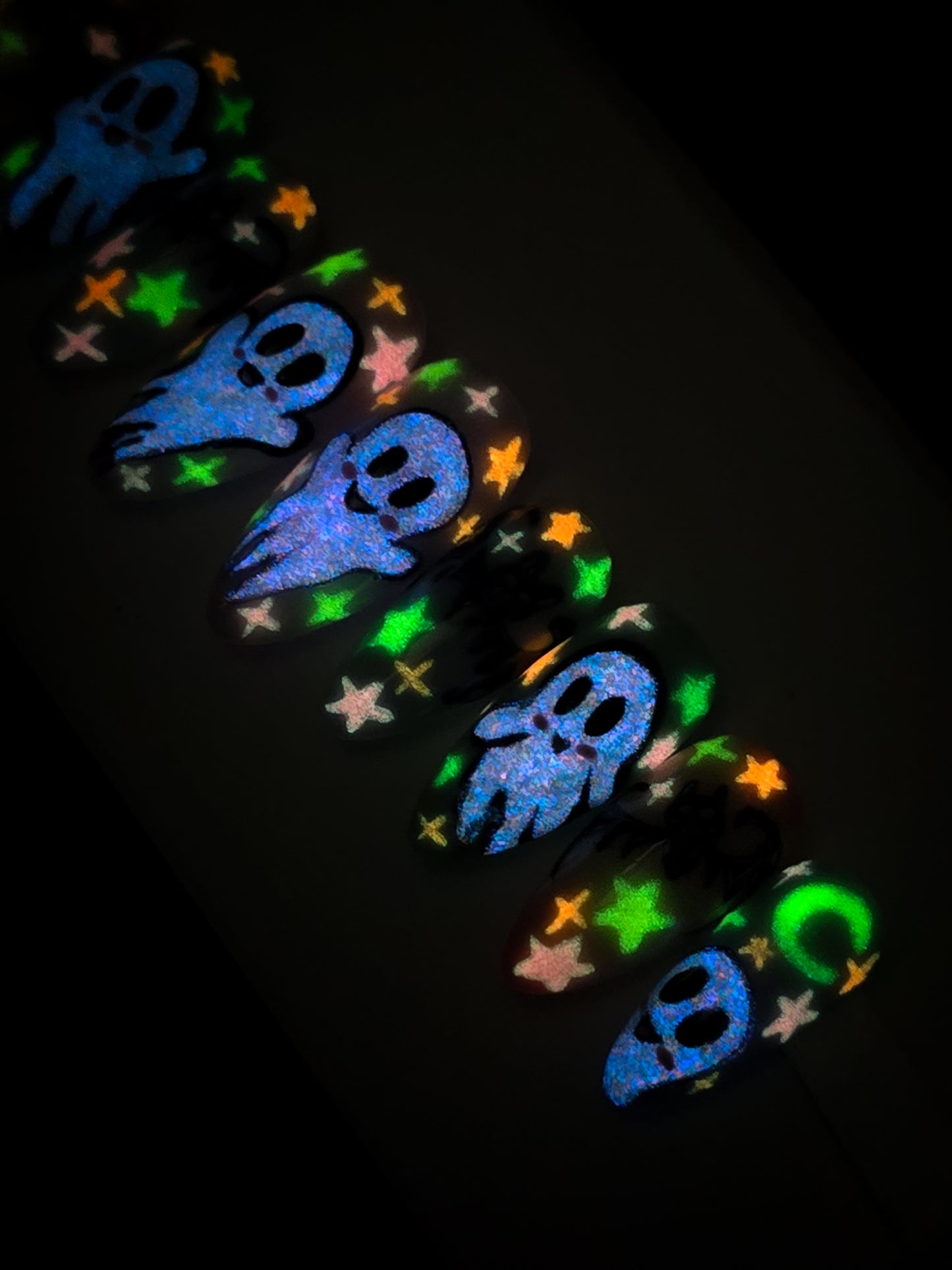Mood Boos (Thermal Reactive & Glow in the Dark) Press on Nail Set
