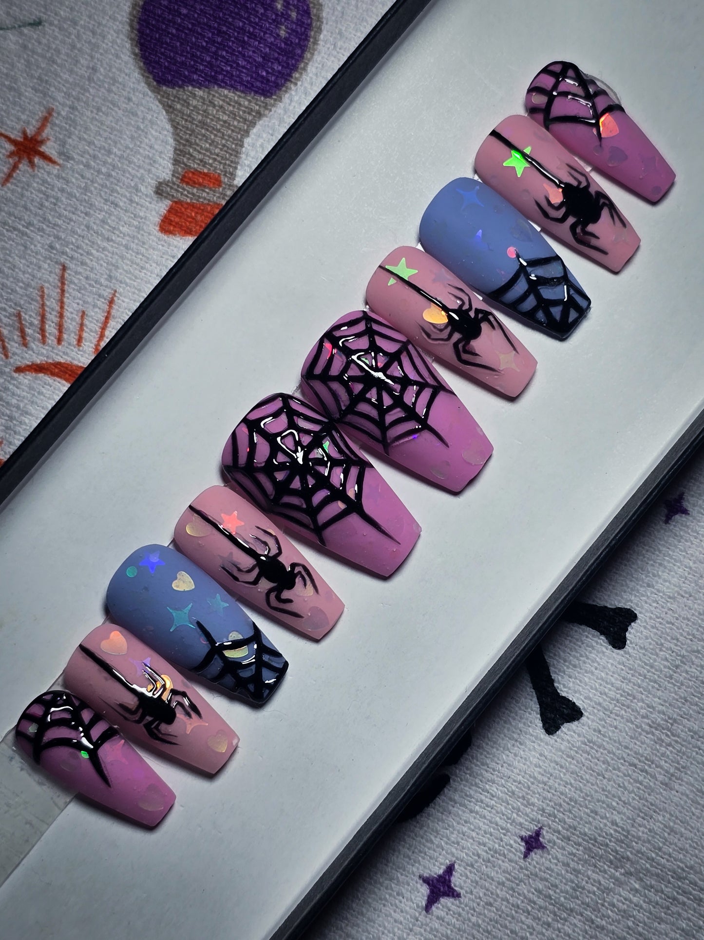 Love Bug press on Nail Set