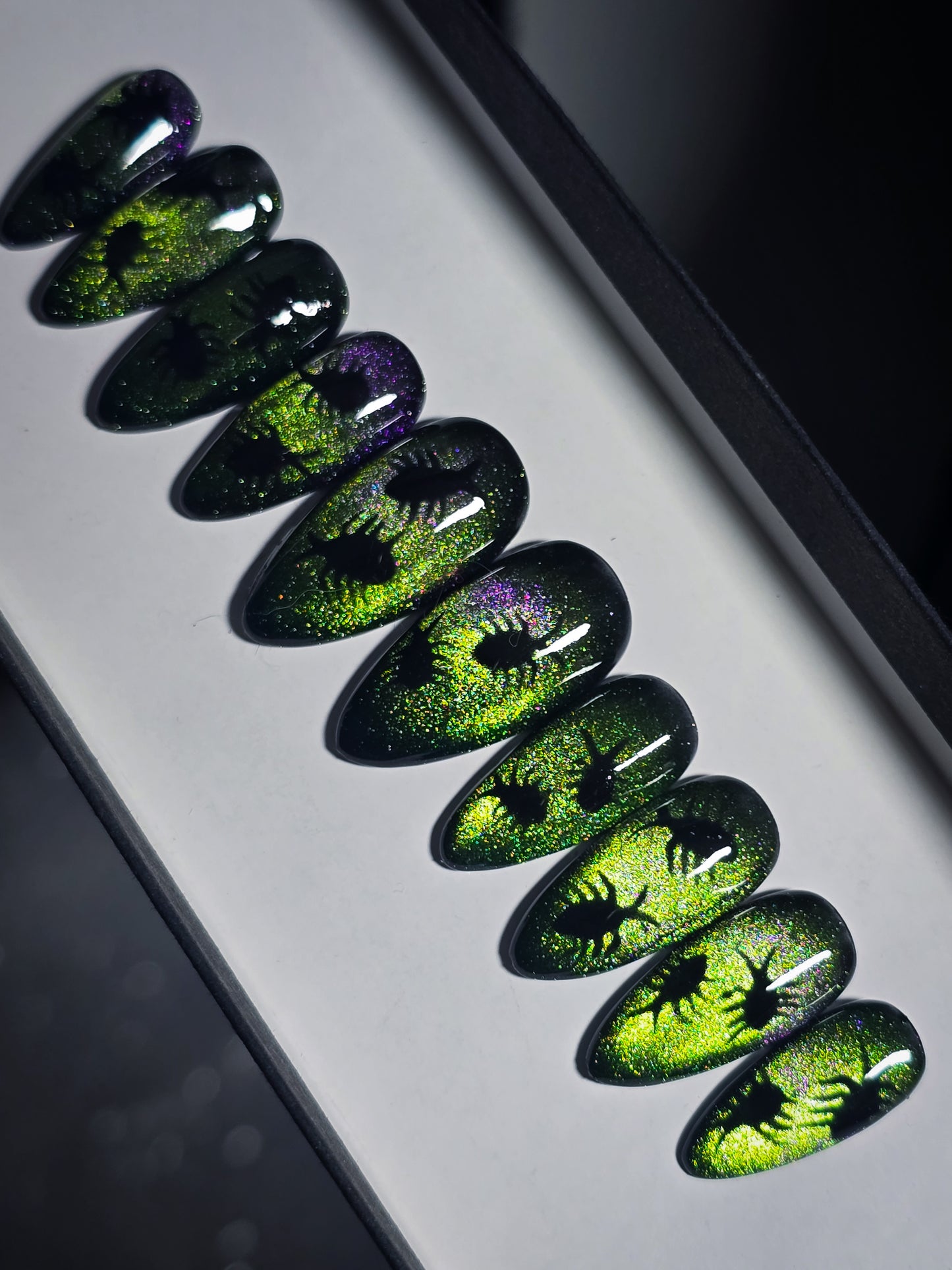Beetle POP! Press on Nail Set