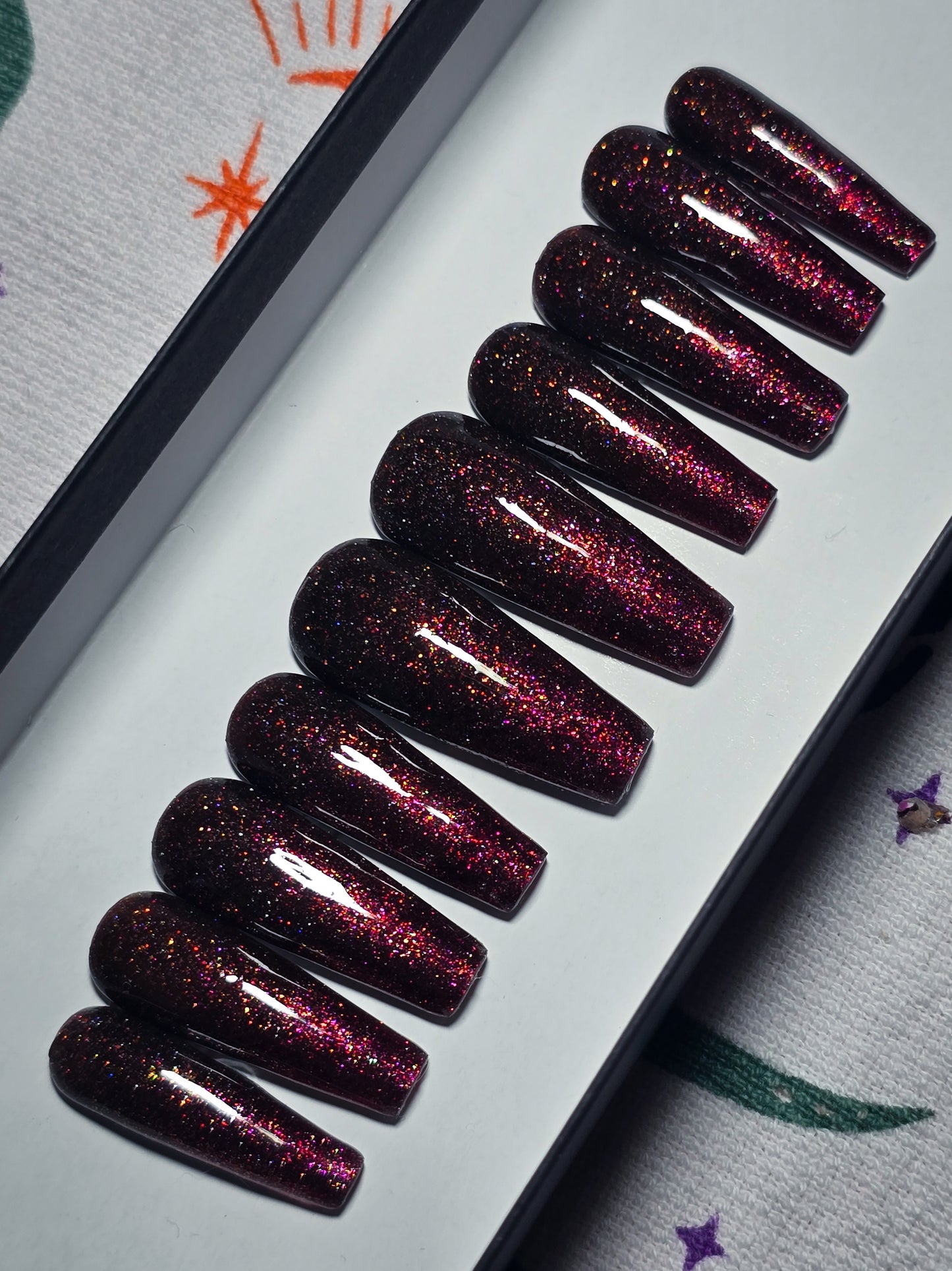 Spiced Cranberry Press on Nail Set