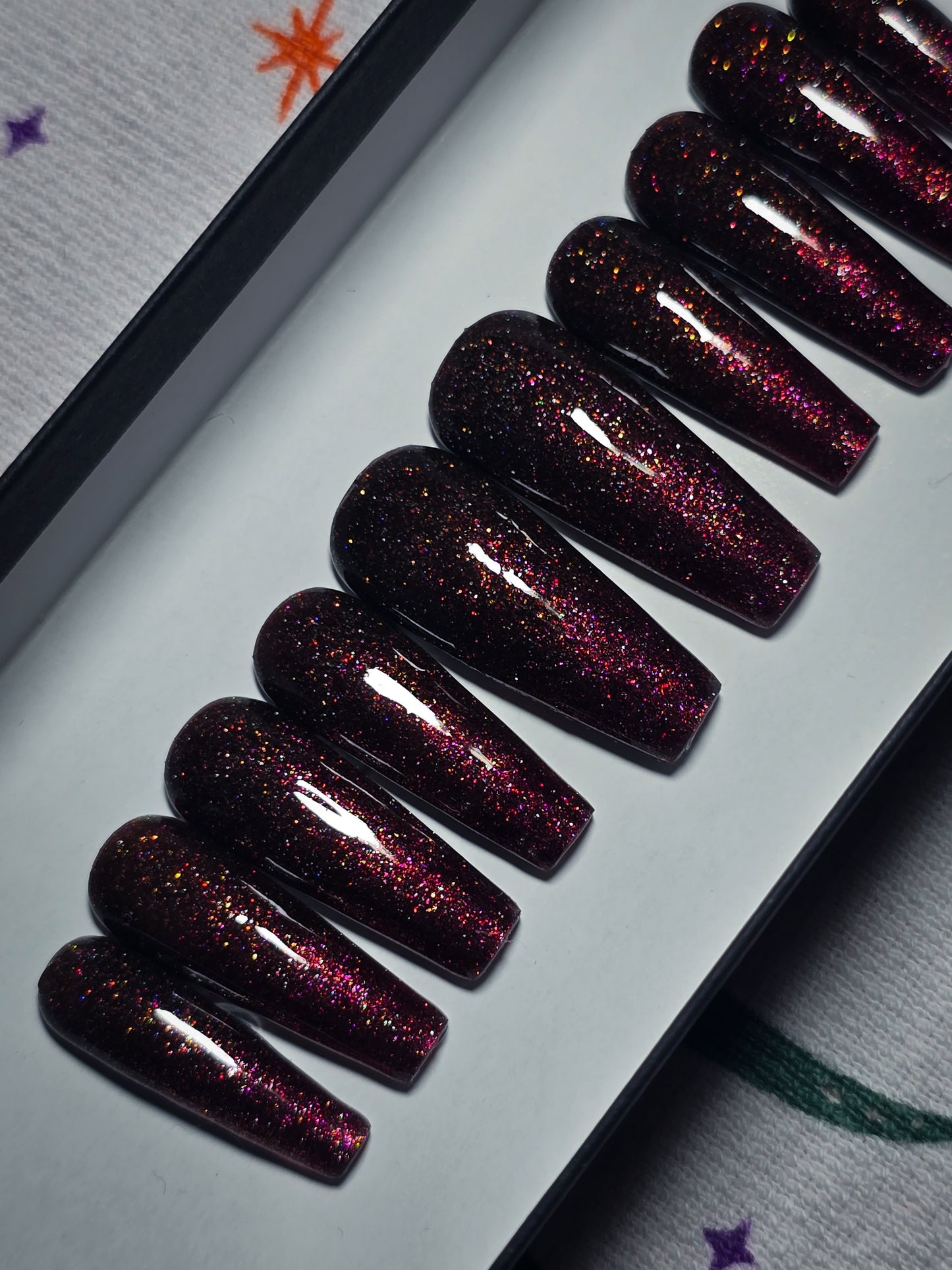 Spiced Cranberry Press on Nail Set
