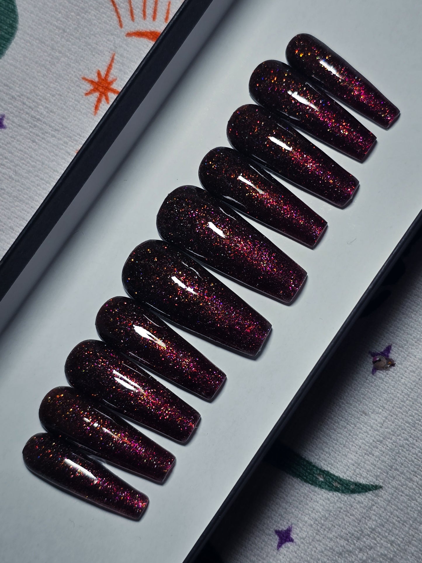 Spiced Cranberry Press on Nail Set