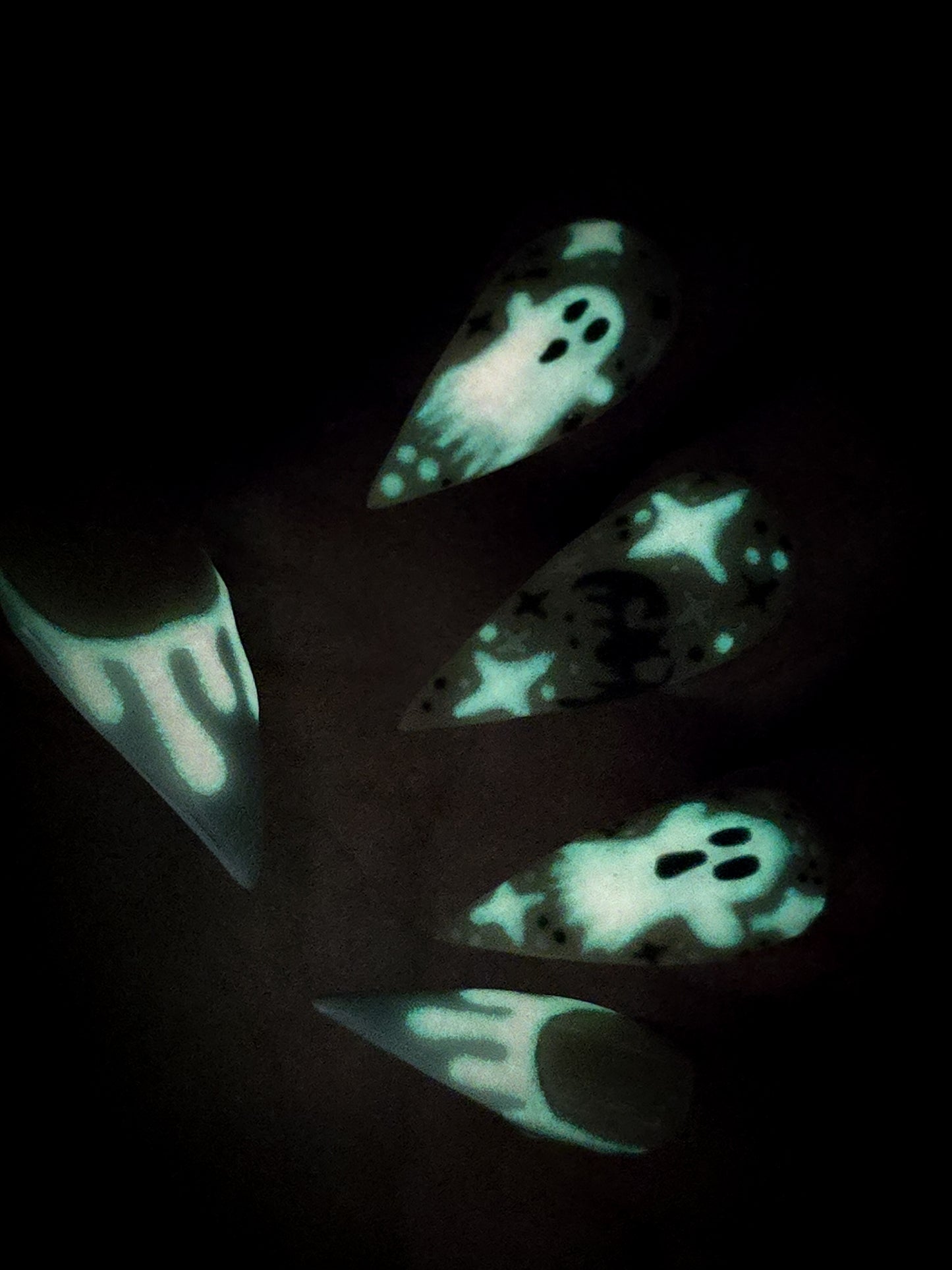 Boo After Dark (Glow in the Dark) Press on Nail Set