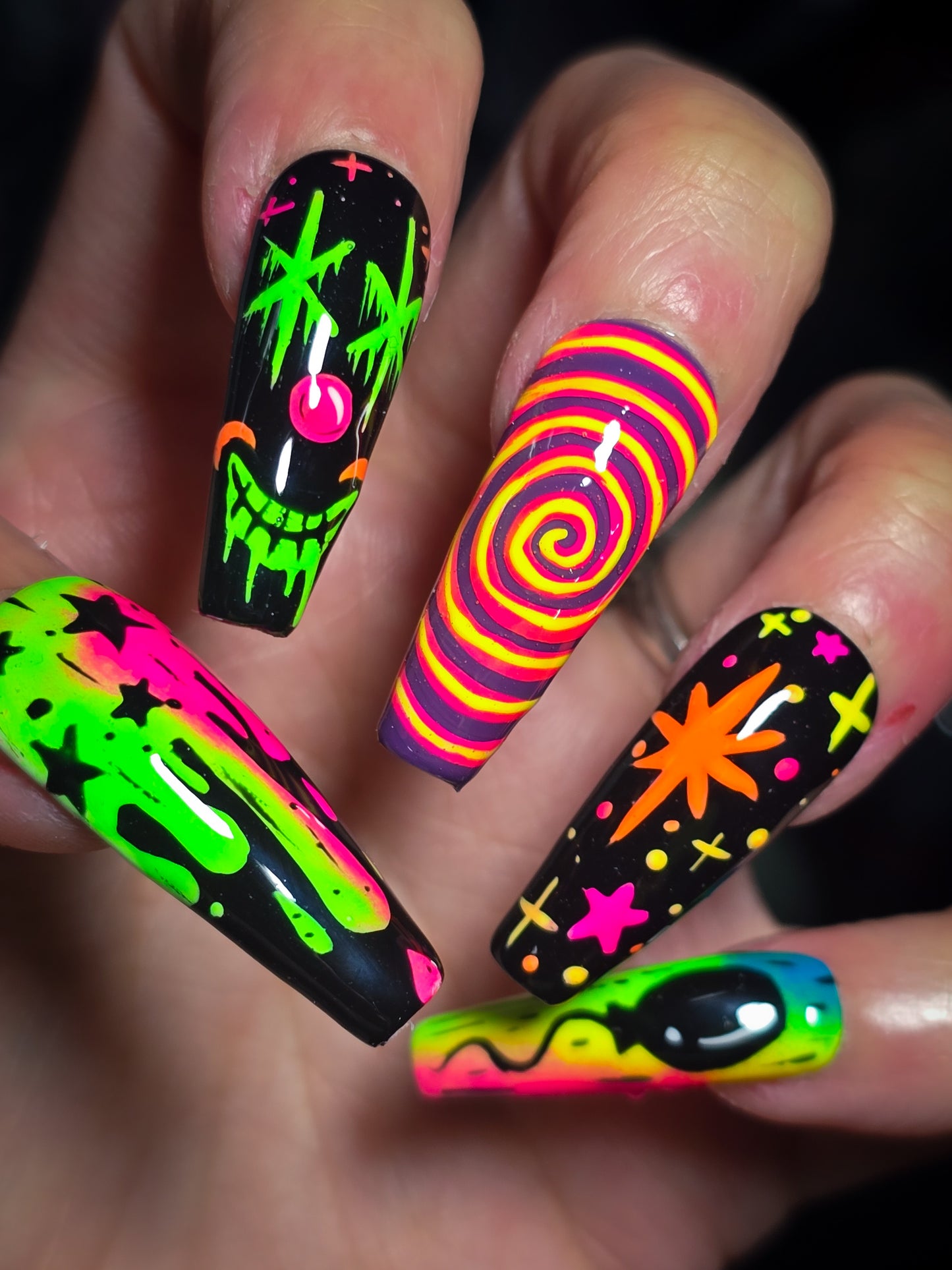 Toxic Circus Press on Nail Set