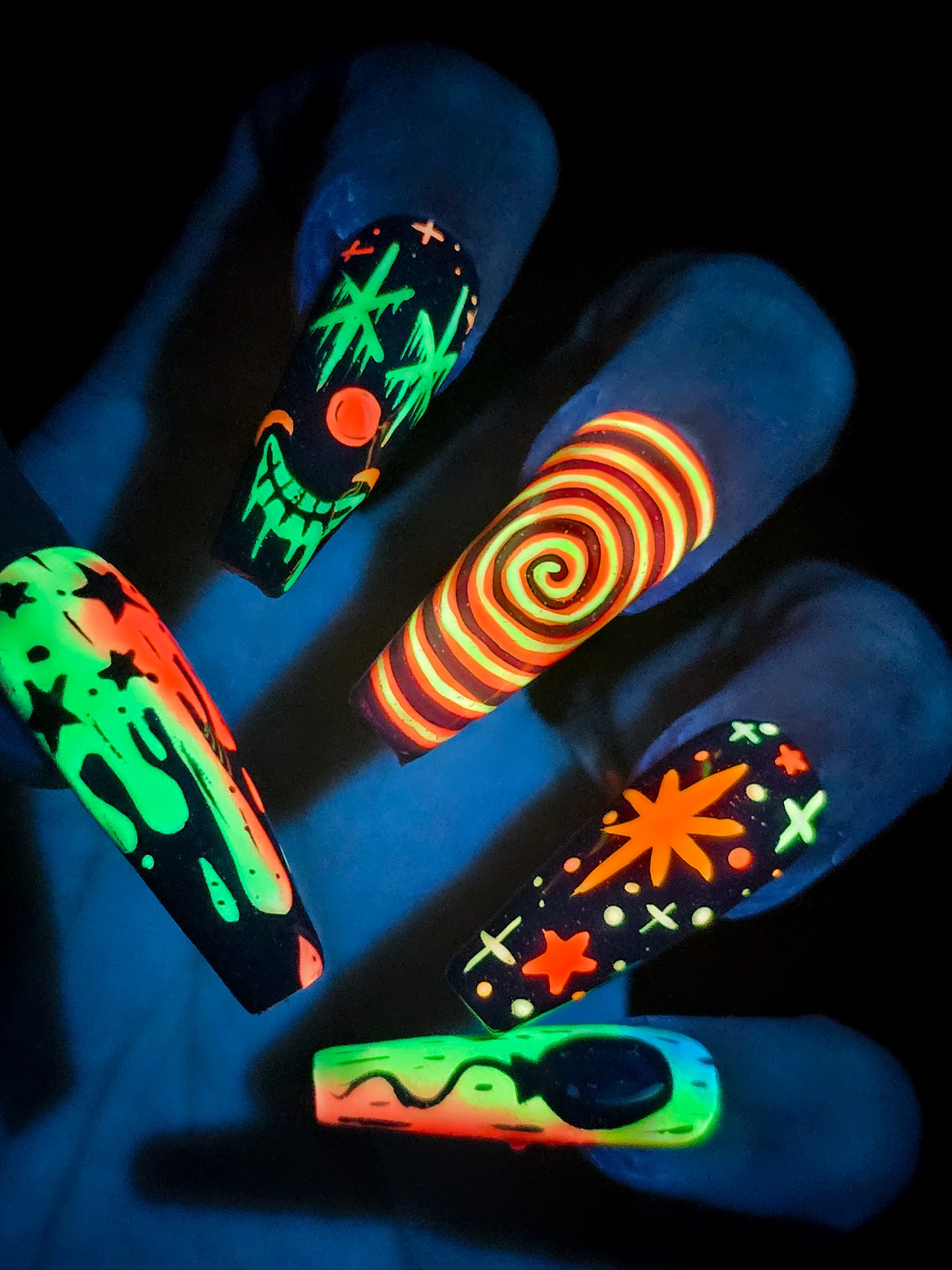 Toxic Circus Press on Nail Set