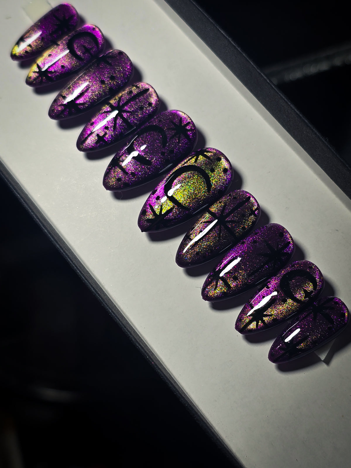 Amethyst Eclipse Press on Nail set