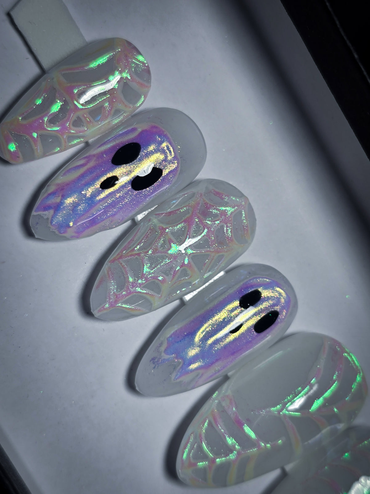 Opal Apparitions Press on Nail Set