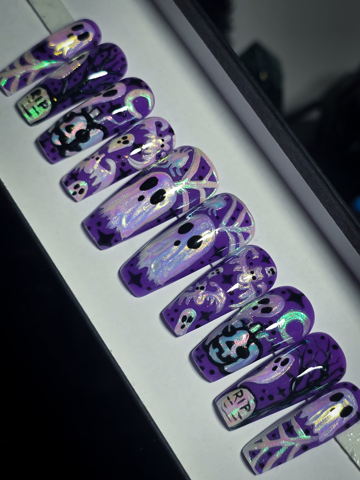 Afterlife Afterglow (Glow in the Dark) Press on Nail set