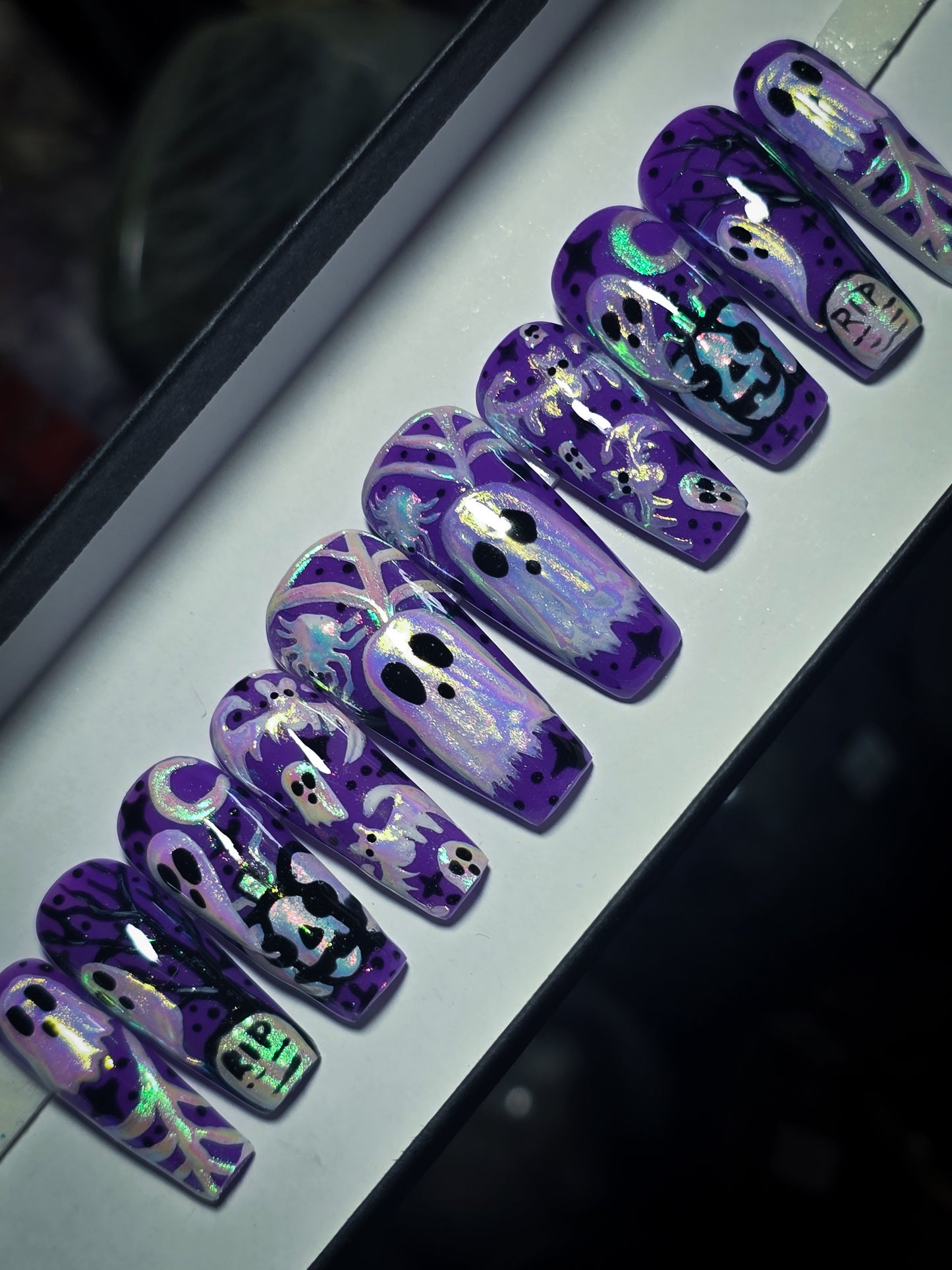 Afterlife Afterglow (Glow in the Dark) Press on Nail set