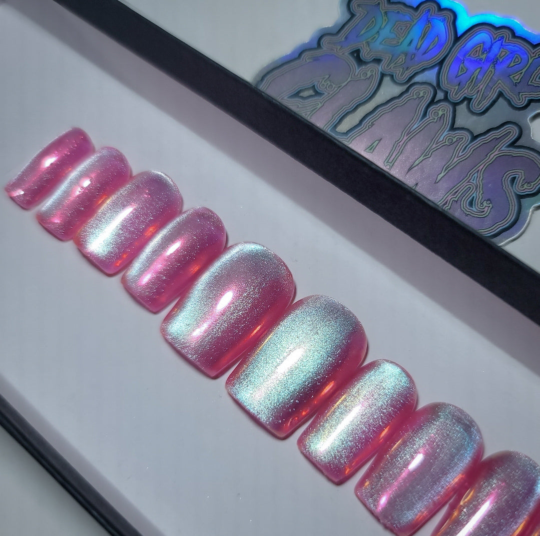 Lovely Press on Nail Set