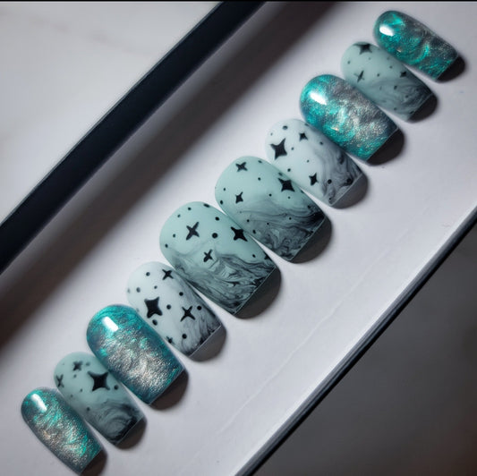 Star Bright (Glow in the Dark) Press on Nail Set