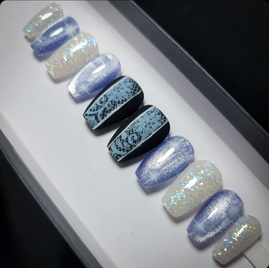 Frostbite Press on Nail Set