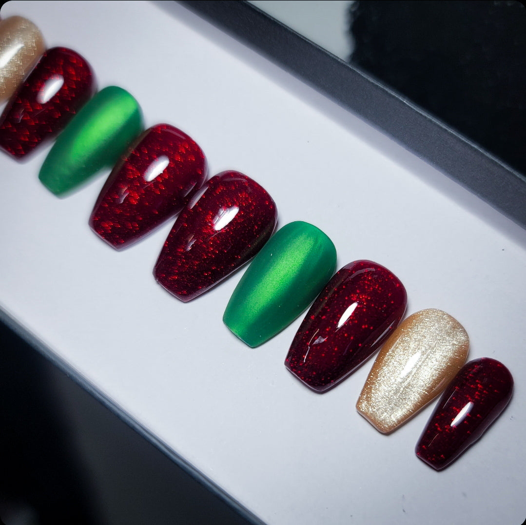 Holiday Season Press on Nail Set