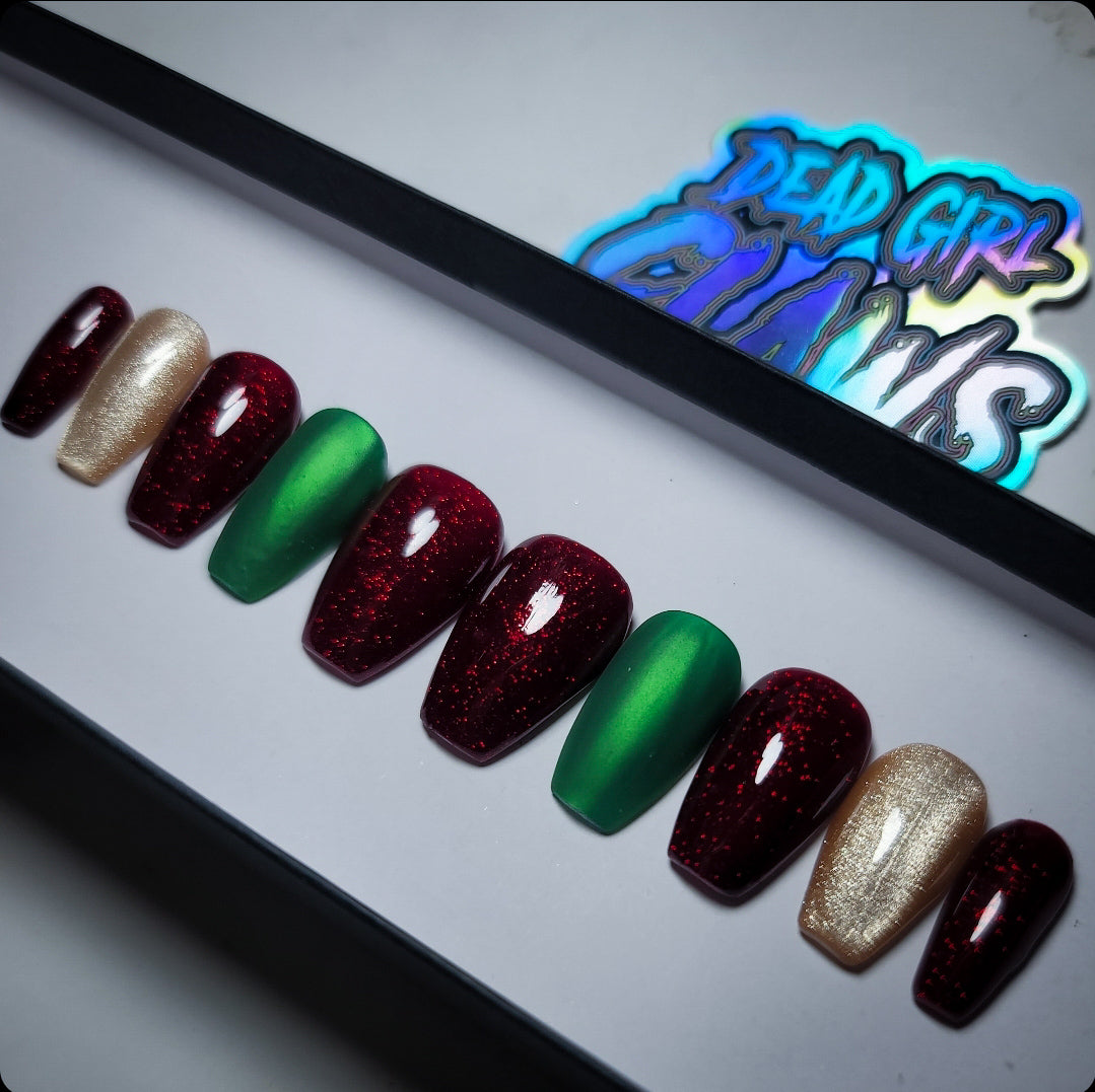 Holiday Season Press on Nail Set