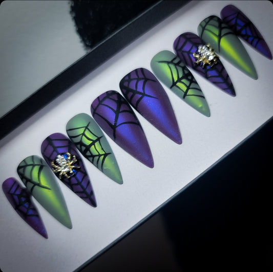 Gloom Press on Nail Set