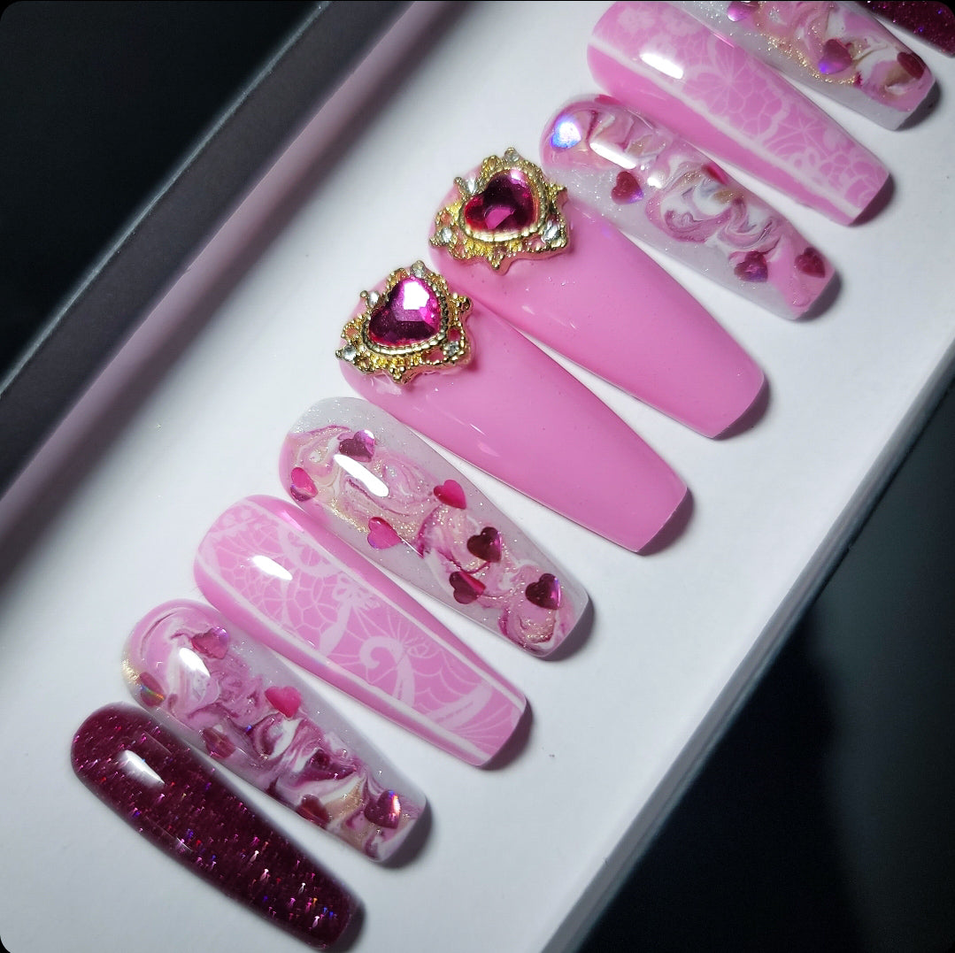 Love Me Press on Nail Set