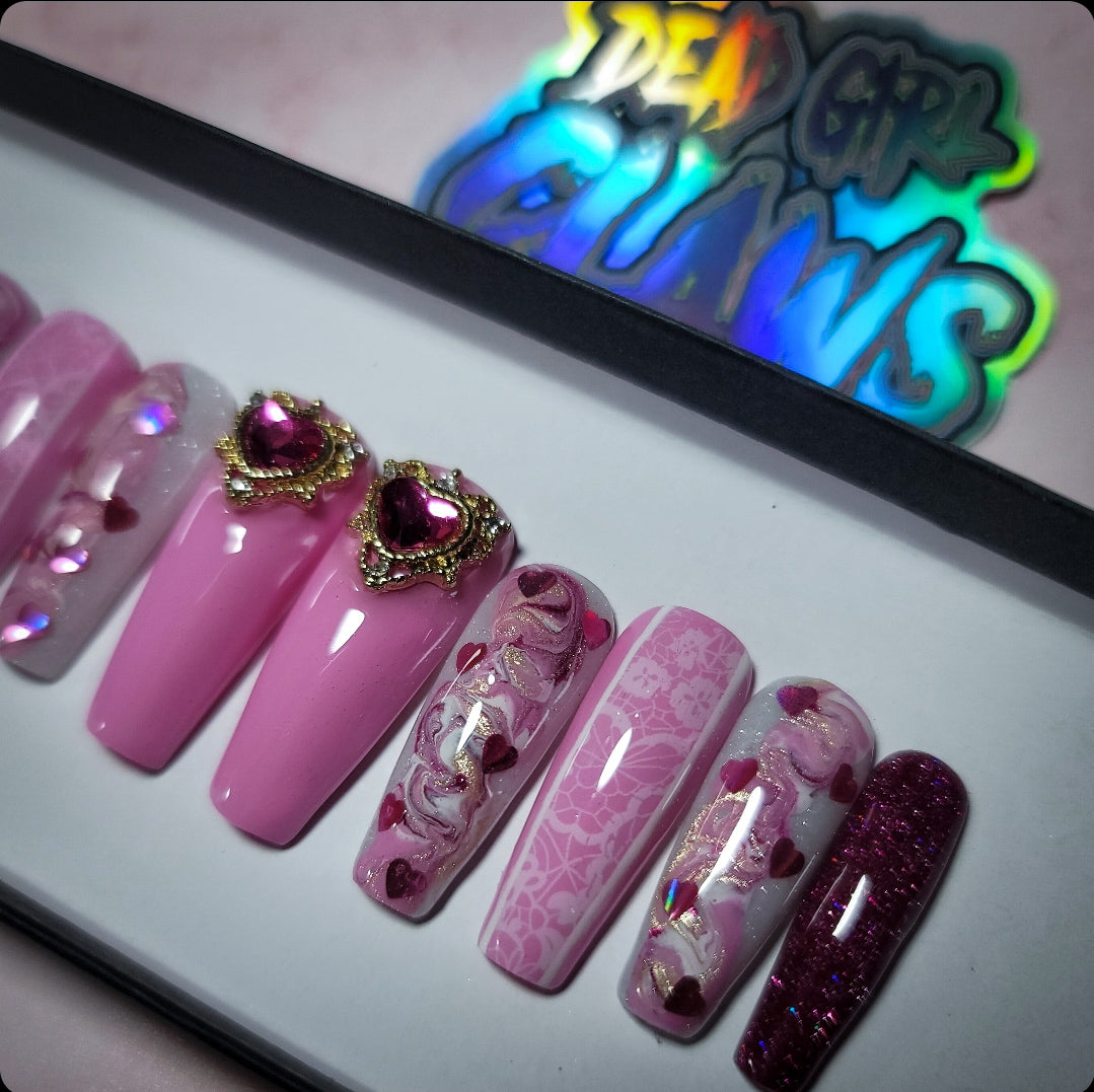 Love Me Press on Nail Set