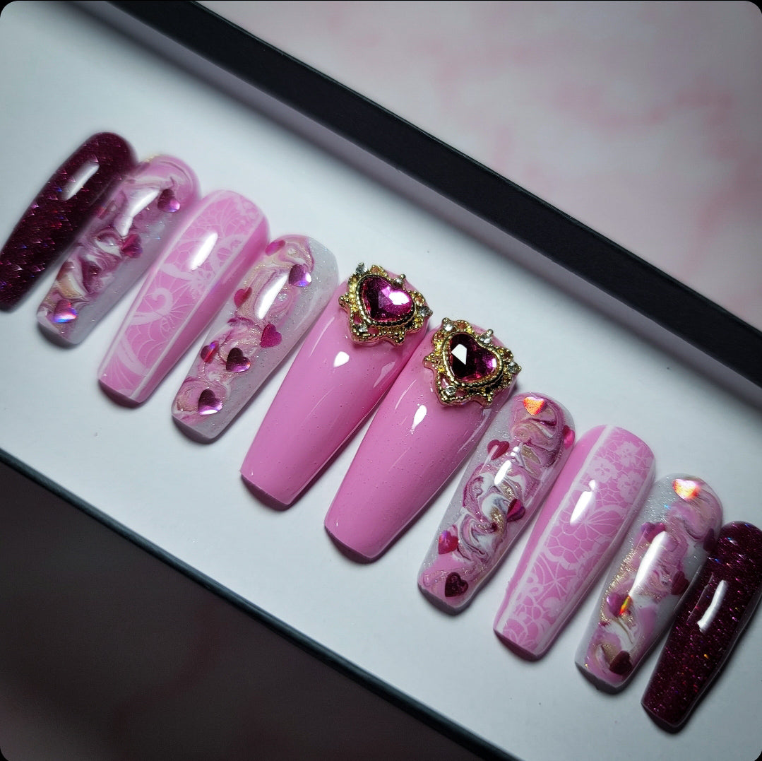 Love Me Press on Nail Set