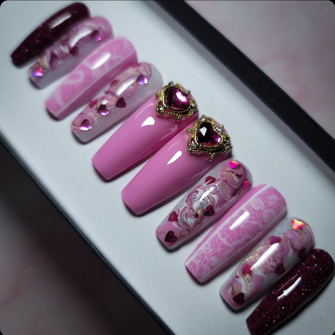 Love Me Press on Nail Set