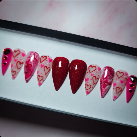 Hug Me Press on Nail Set
