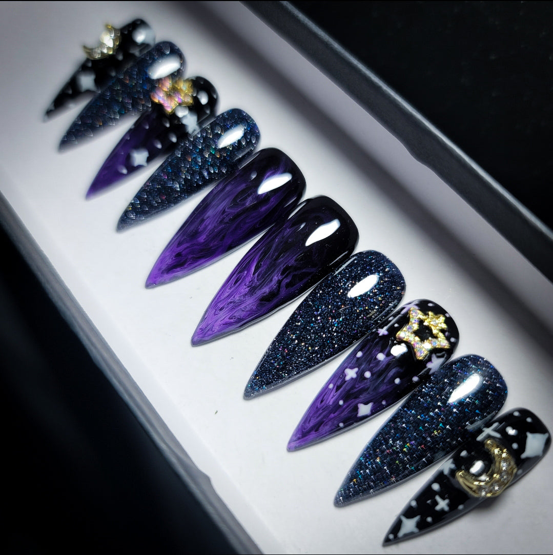 Practical Magic Press on Nail Set